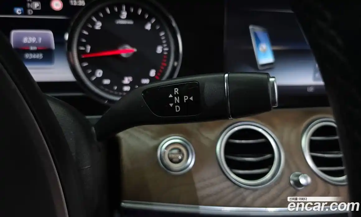 Mercedes-Benz E-Class 2017 1.9 гидро в Москве № 1322347, фото 9