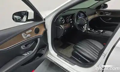 Mercedes-Benz E-Class 2017 1.9 гидро в Москве № 1322347, миниатюра 10