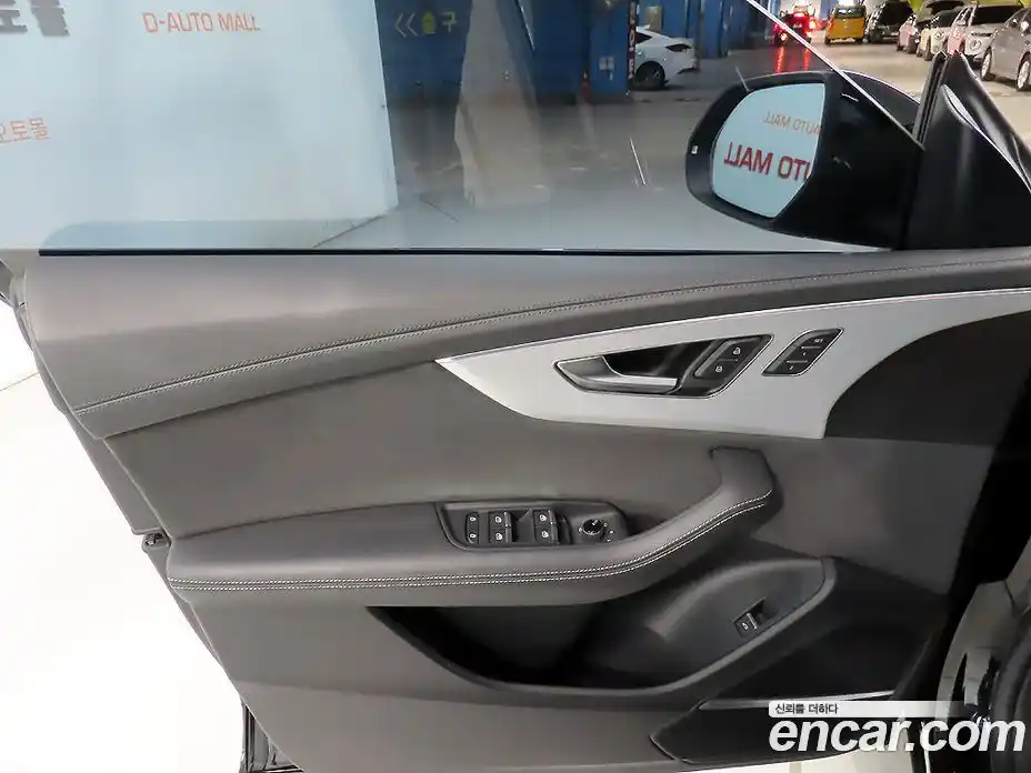 Audi Q8 2023 3.0 гидро в Москве № 1322630, фото 14