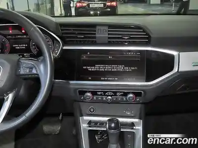 Audi Q3 2023 2.0 гидро в Москве № 1322633, миниатюра 11