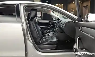 Volkswagen Passat 2013 2.5 гидро в Москве № 1323337, миниатюра 11