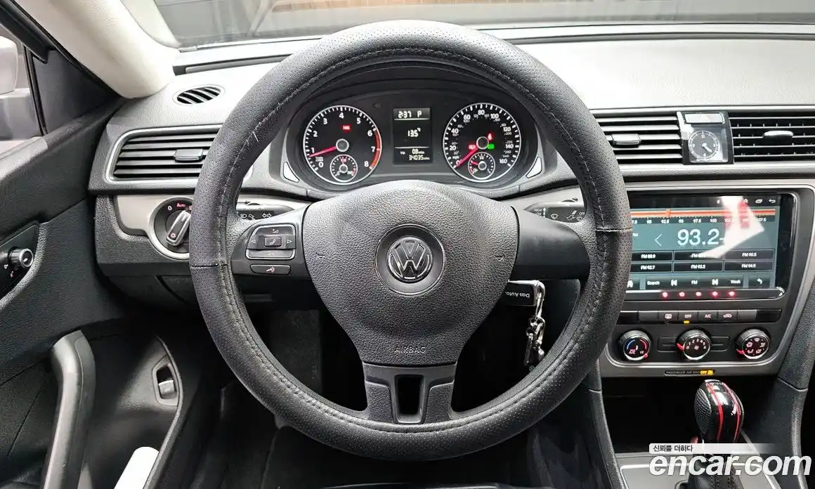 Volkswagen Passat 2013 2.5 гидро в Москве № 1323337, фото 13