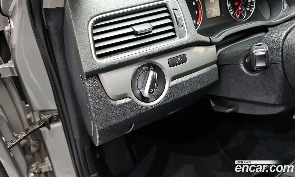 Volkswagen Passat 2013 2.5 гидро в Москве № 1323337, фото 16