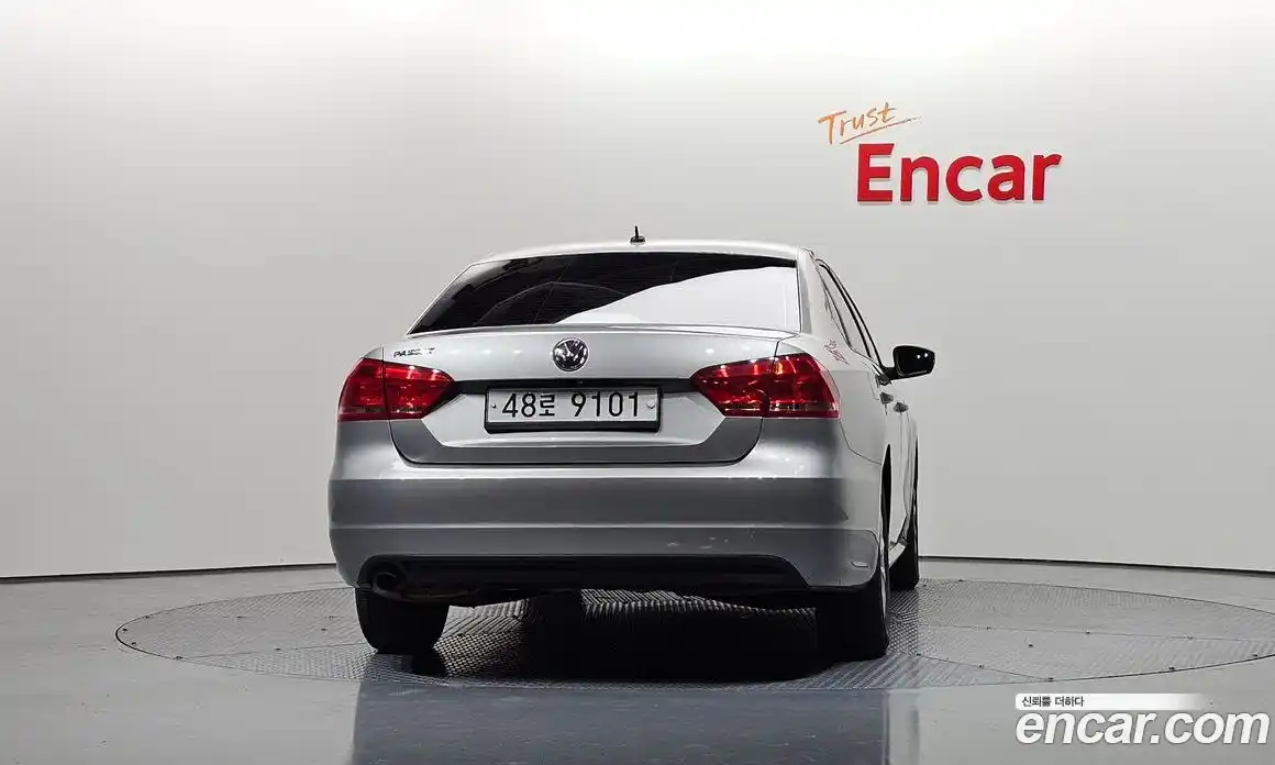Volkswagen Passat 2013 2.5 гидро в Москве № 1323337, фото 4