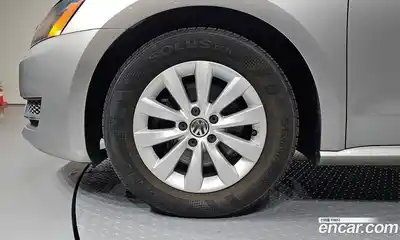 Volkswagen Passat 2013 2.5 гидро в Москве № 1323337, миниатюра 5