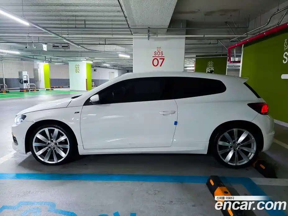 Volkswagen Scirocco 2012 2.0 гидро в Москве № 1323394, фото 15