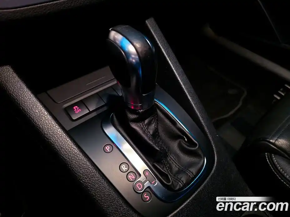 Volkswagen Scirocco 2012 2.0 гидро в Москве № 1323394, фото 9