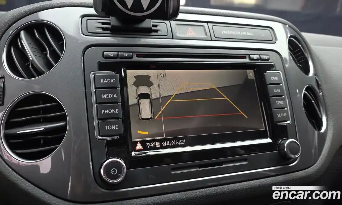 Volkswagen Tiguan 2013 2.0 гидро в Москве № 1323434, фото 16