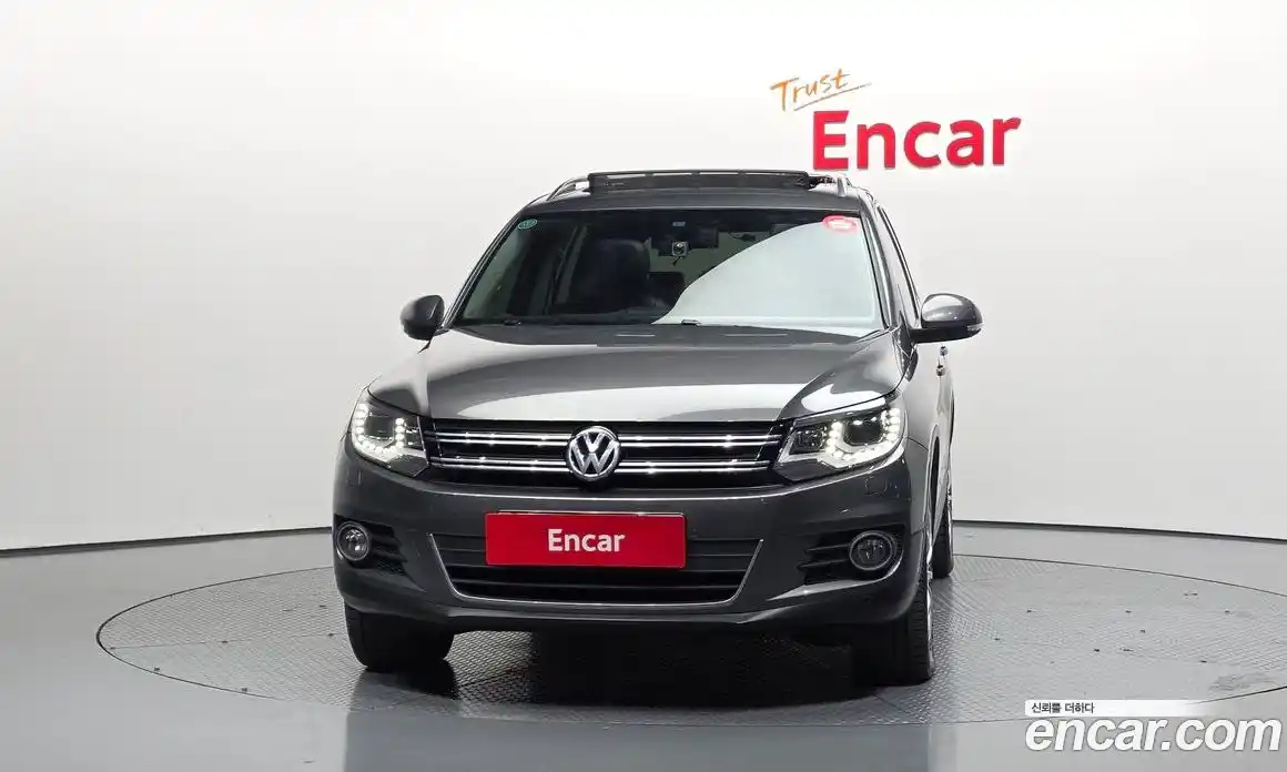 Volkswagen Tiguan 2013 2.0 гидро в Москве № 1323434, фото 3