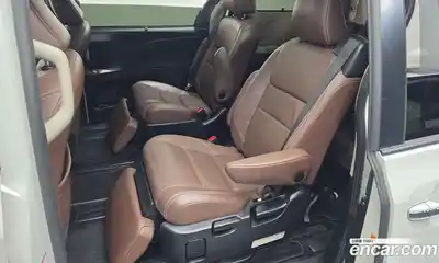 Toyota Sienna 2016 3.5 гидро в Москве № 1323798, миниатюра 12