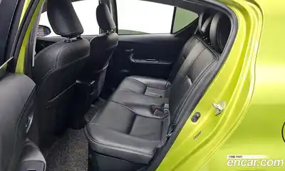 Toyota Prius 2018 1.5 гидро в Москве № 1323819, миниатюра 11