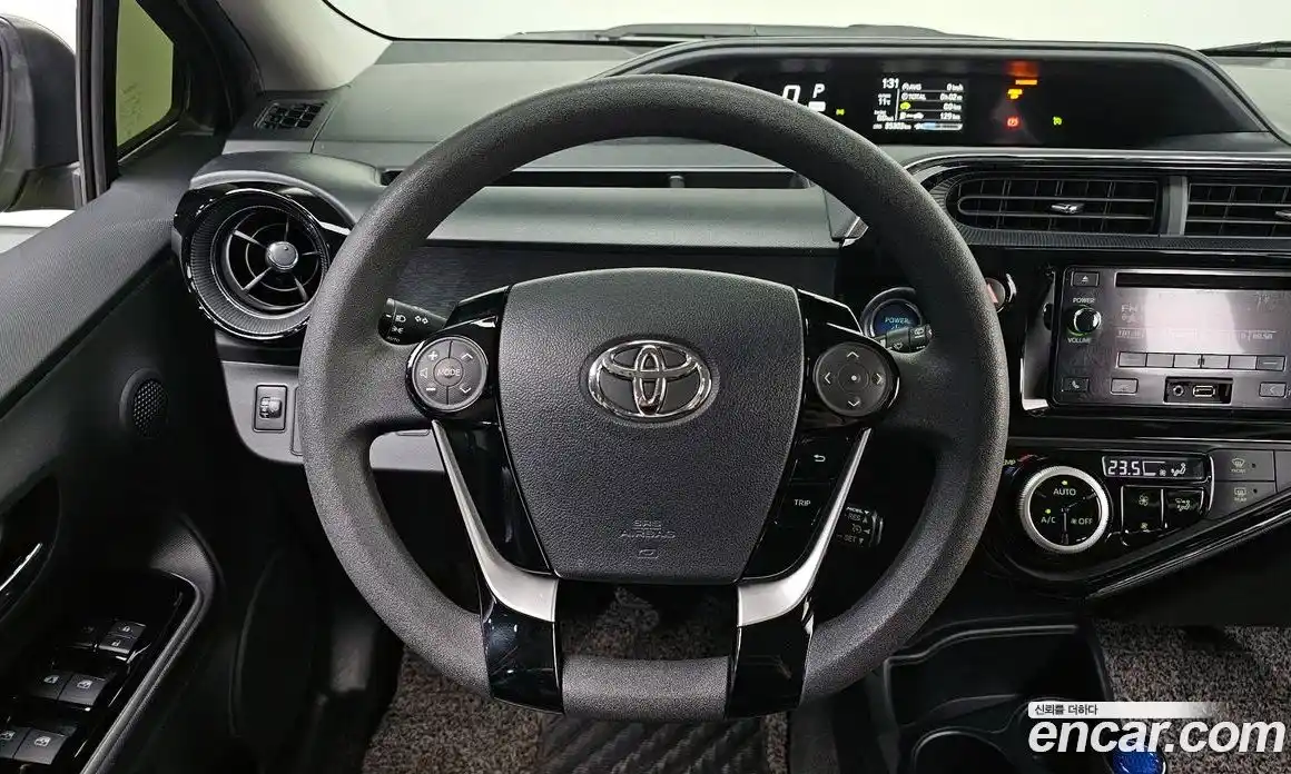 Toyota Prius 2018 1.5 гидро в Москве № 1323819, фото 12