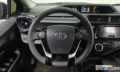Toyota Prius 2018 1.5 гидро в Москве № 1323819, миниатюра 12