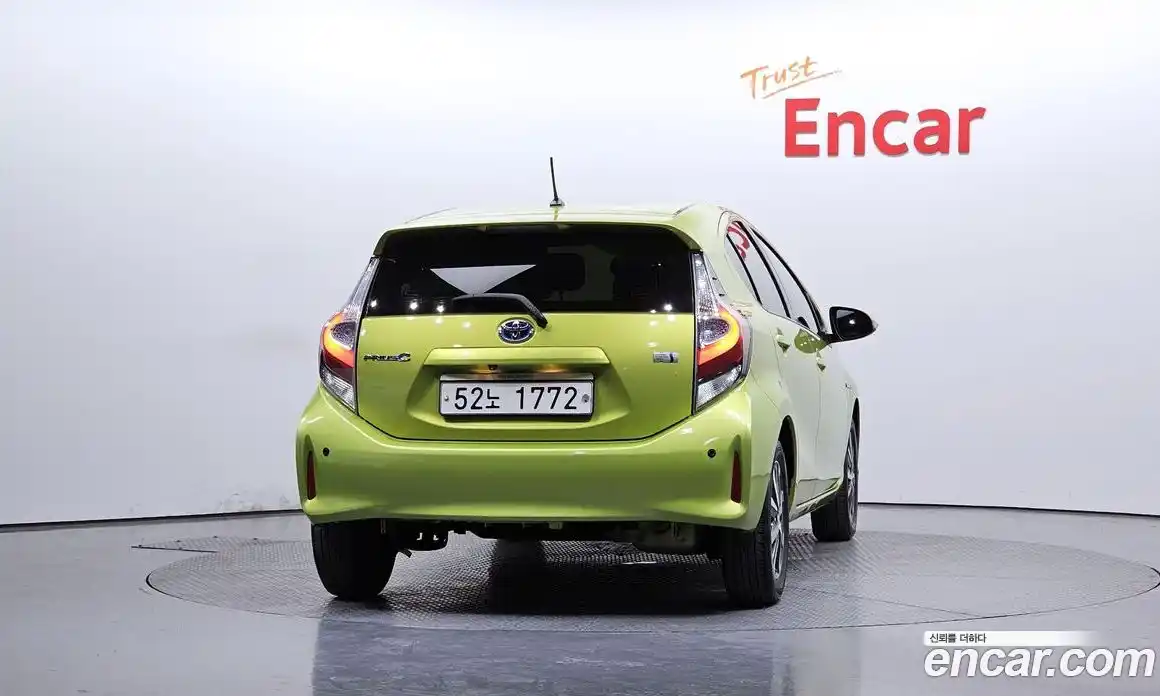 Toyota Prius 2018 1.5 гидро в Москве № 1323819, фото 4
