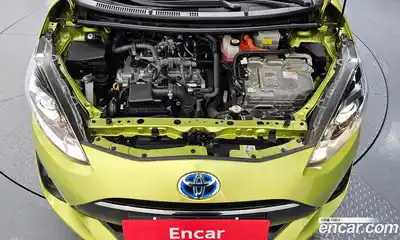 Toyota Prius 2018 1.5 гидро в Москве № 1323819, миниатюра 6