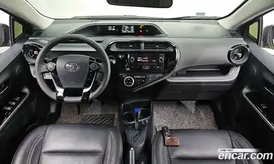 Toyota Prius 2018 1.5 гидро в Москве № 1323819, миниатюра 7