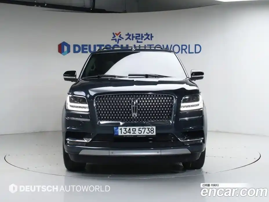 Lincoln Navigator 2021 3.5 гидро в Москве № 1324121, фото 3