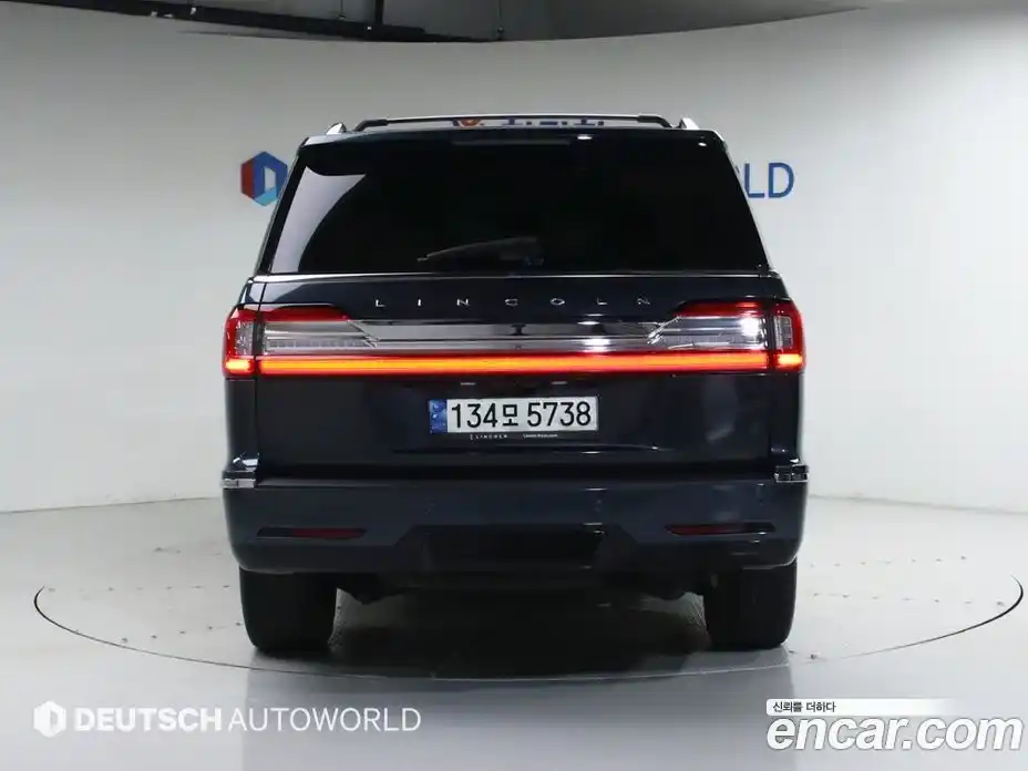 Lincoln Navigator 2021 3.5 гидро в Москве № 1324121, фото 4