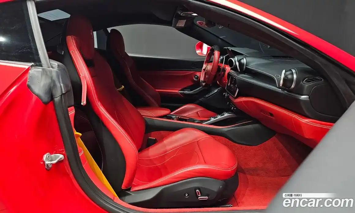 Ferrari Portofino 2019 3.9 гидро в Москве № 1324457, фото 11