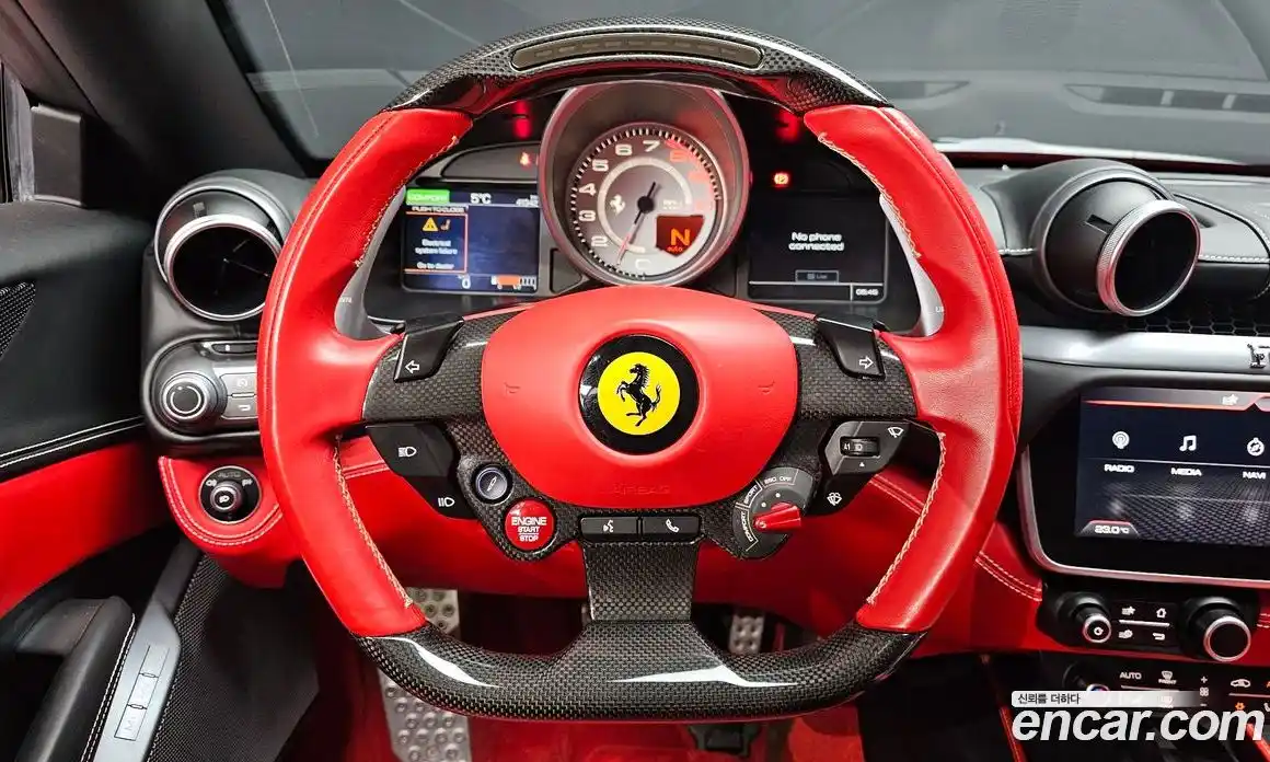 Ferrari Portofino 2019 3.9 гидро в Москве № 1324457, фото 13