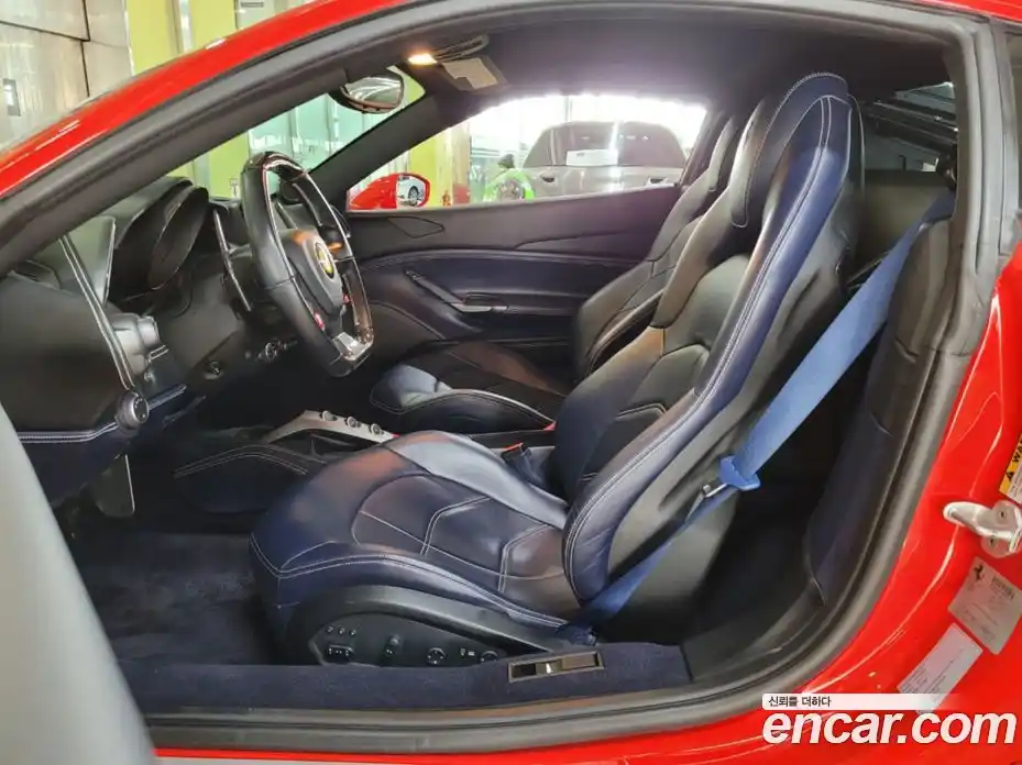 Ferrari 488 2017 3.9 гидро в Москве № 1324463, фото 10