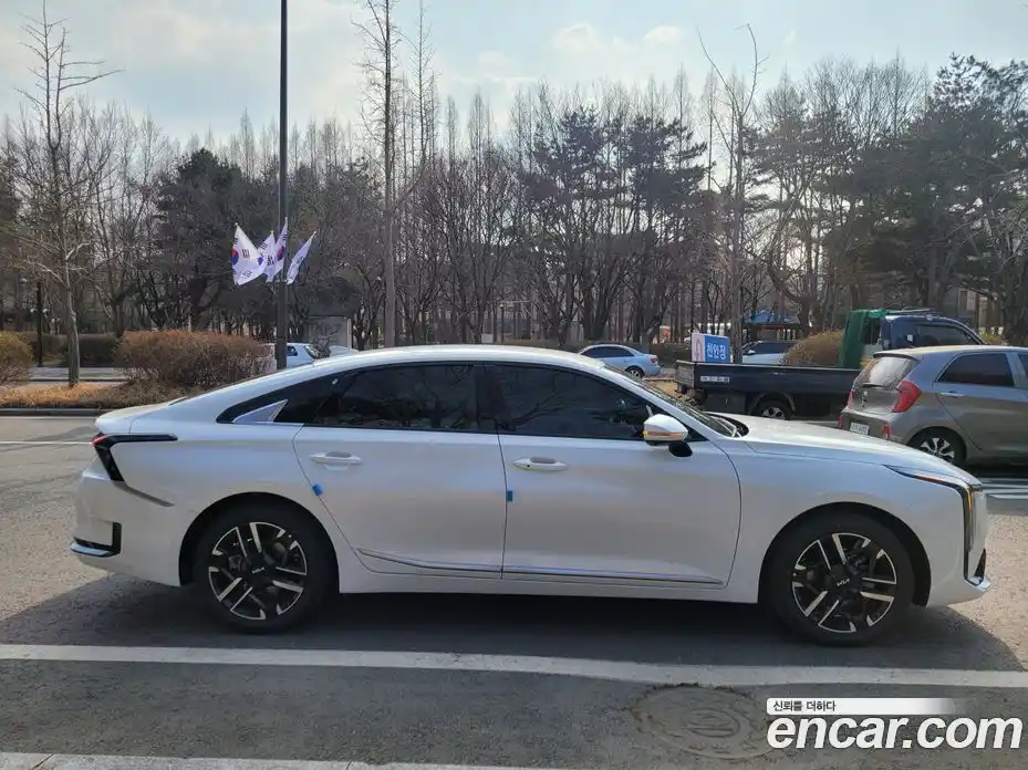 Kia K8 2026 1.6 Автомат в Москве № 1342399, фото 4