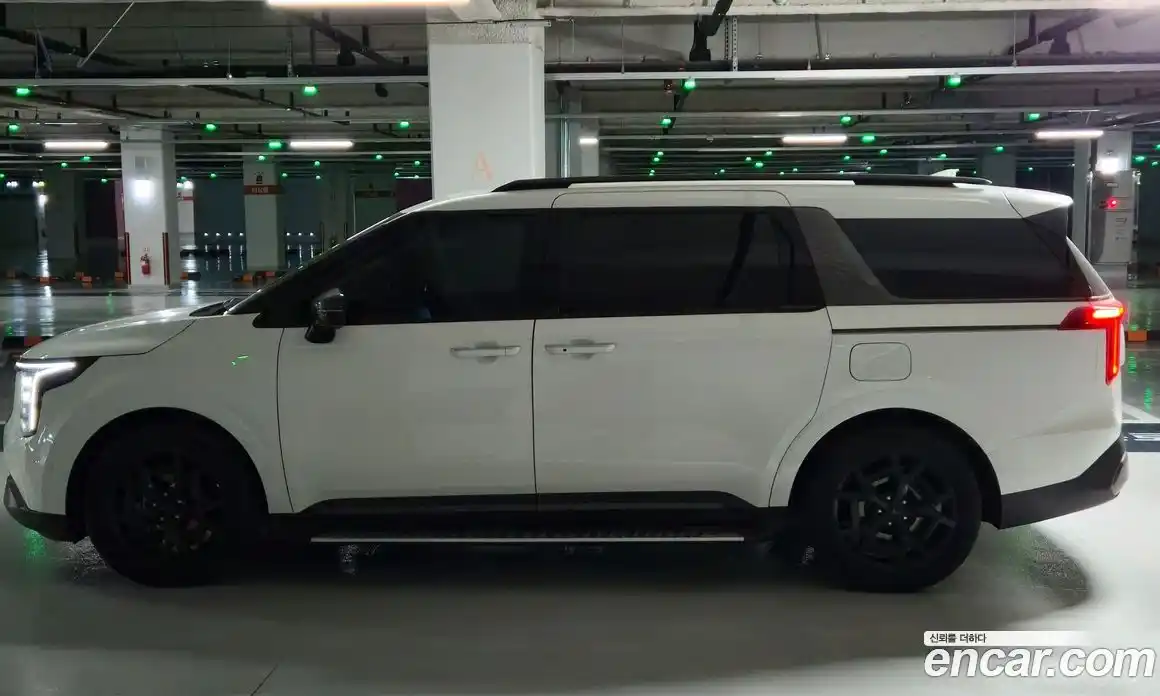 Kia Canival 2025 1.6 Автомат в Москве № 1342416, фото 4