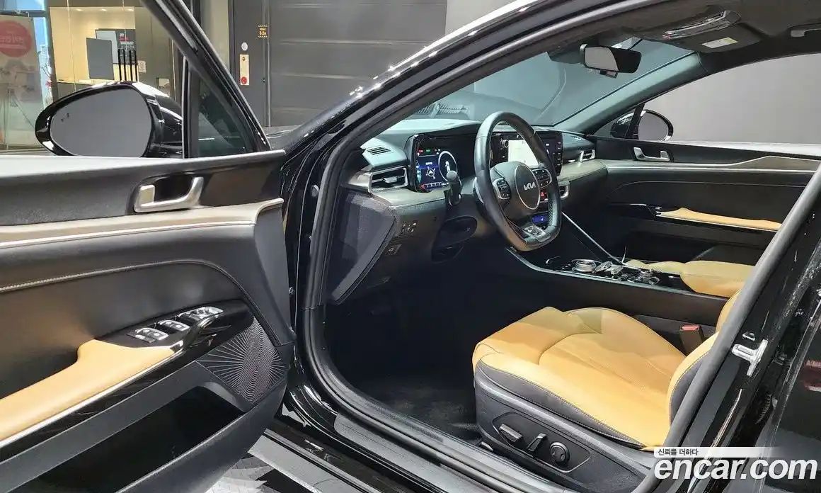 Kia K5 2023 1.6 Автомат в Москве № 1342965, фото 10