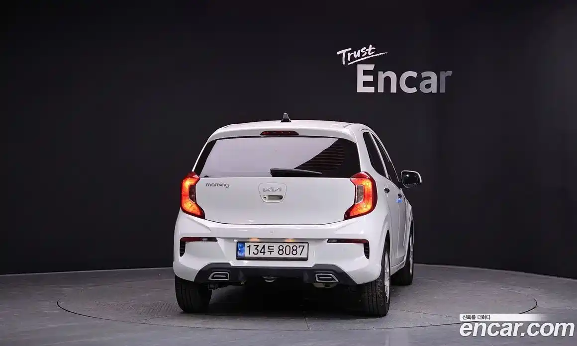 Kia Morning 2022 1.0 Автомат в Москве № 1343056, фото 3