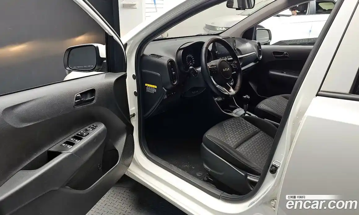 Kia Morning 2022 1.0 Автомат в Москве № 1343056, фото 9