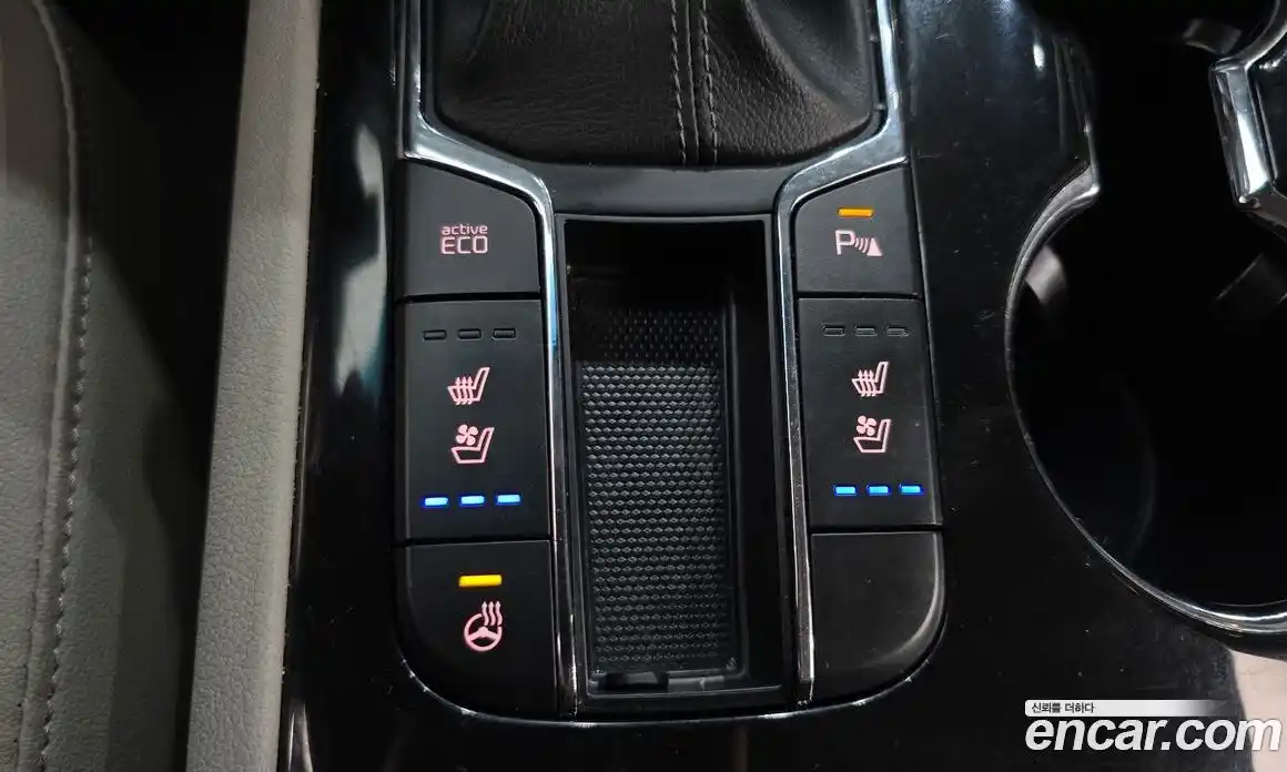 Kia Canival 2019 2.2 Автомат в Москве № 1343186, фото 19