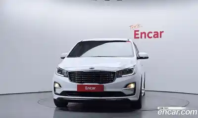 Kia Canival 2019 2.2 Автомат в Москве № 1343186, миниатюра 3