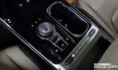 Kia Canival 2021 2.2 Автомат в Москве № 1343206, миниатюра 9