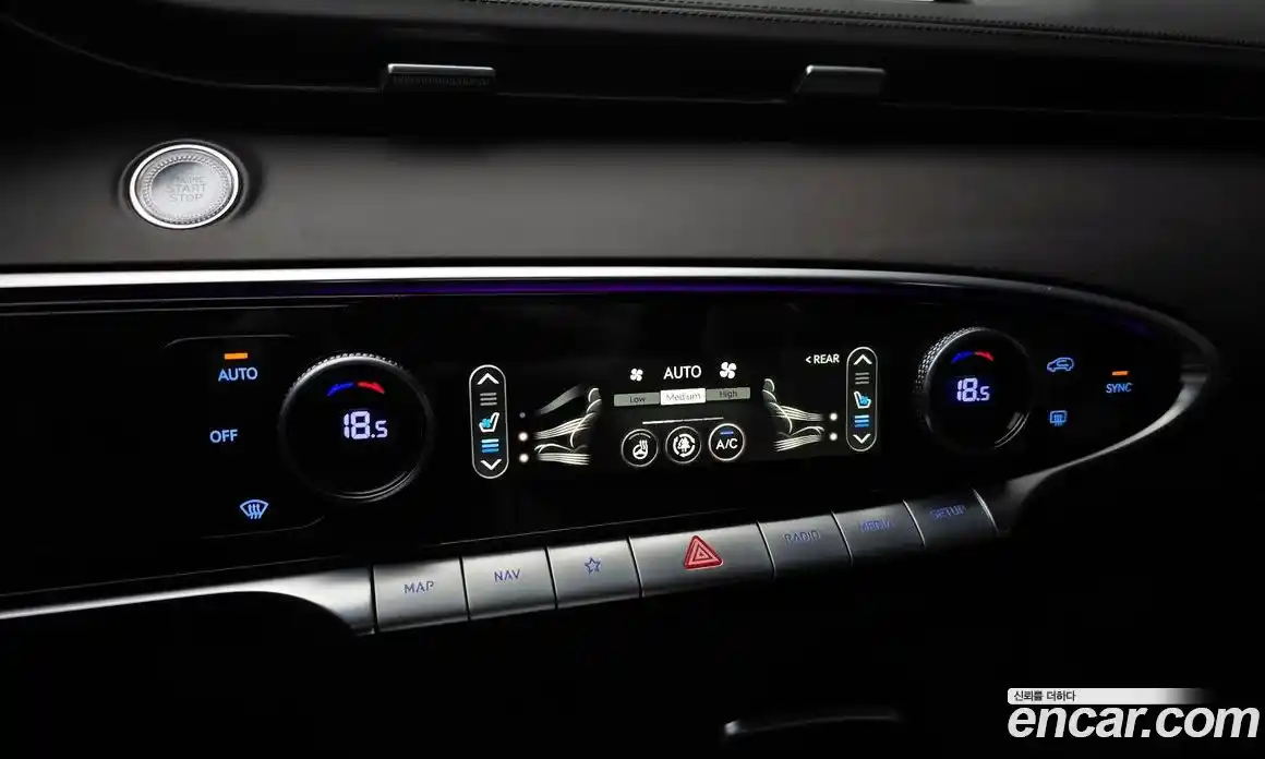 Genesis GV70 2022 2.5 гидро в Москве № 1343409, фото 16