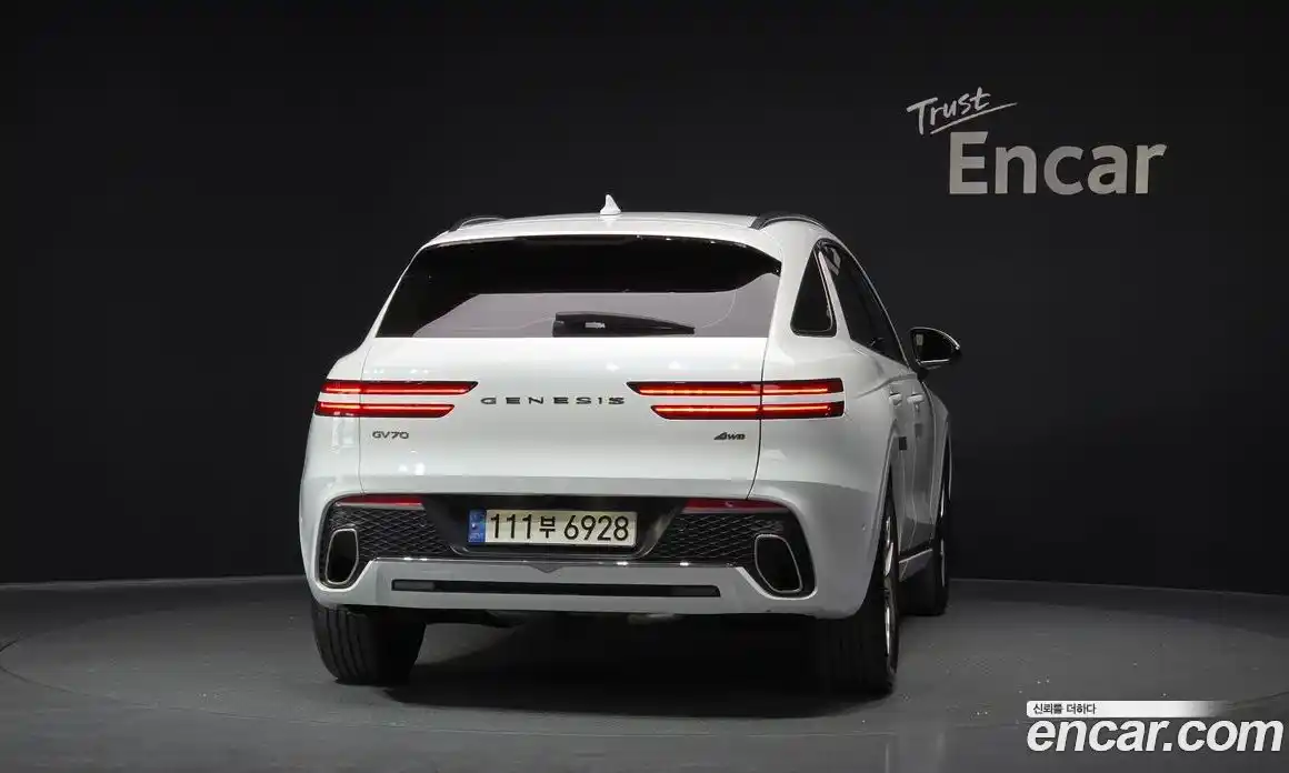 Genesis GV70 2021 2.5 Автомат в Москве № 1343570, фото 4