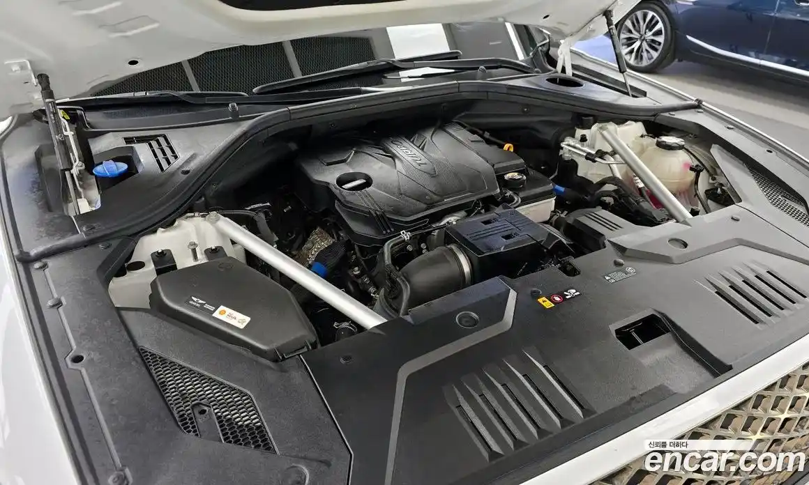 Genesis GV70 2021 2.5 Автомат в Москве № 1343570, фото 6