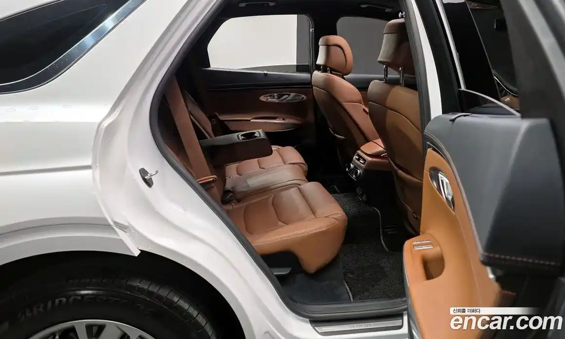 Genesis GV70 2021 2.5 Автомат в Москве № 1343583, фото 11