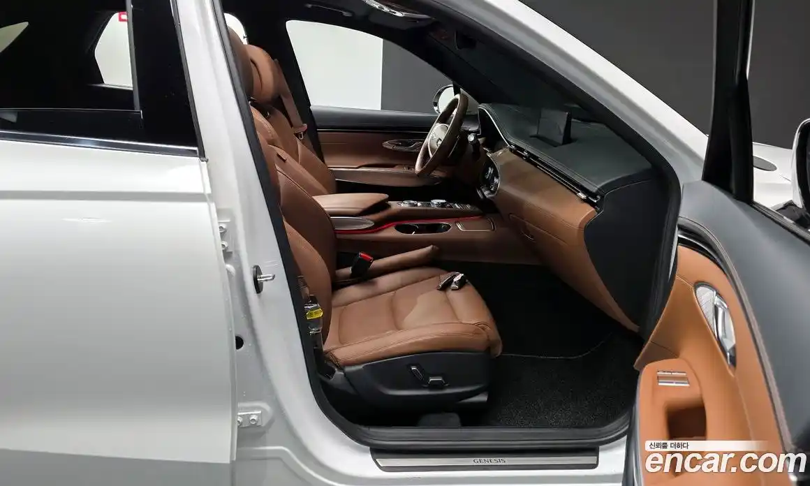 Genesis GV70 2021 2.5 Автомат в Москве № 1343583, фото 12