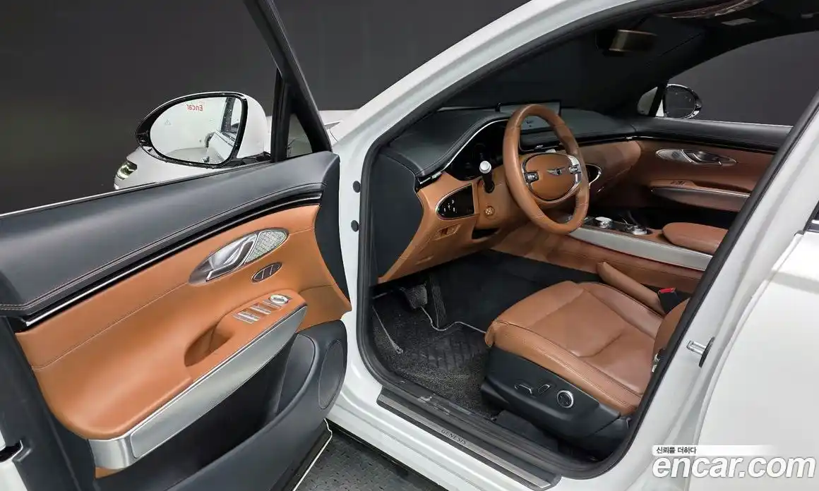 Genesis GV70 2021 2.5 Автомат в Москве № 1343583, фото 10