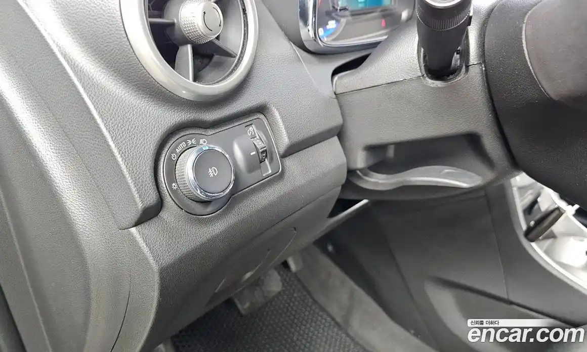 Chevrolet Trax 2015 1.6 Автомат в Москве № 1345528, фото 15