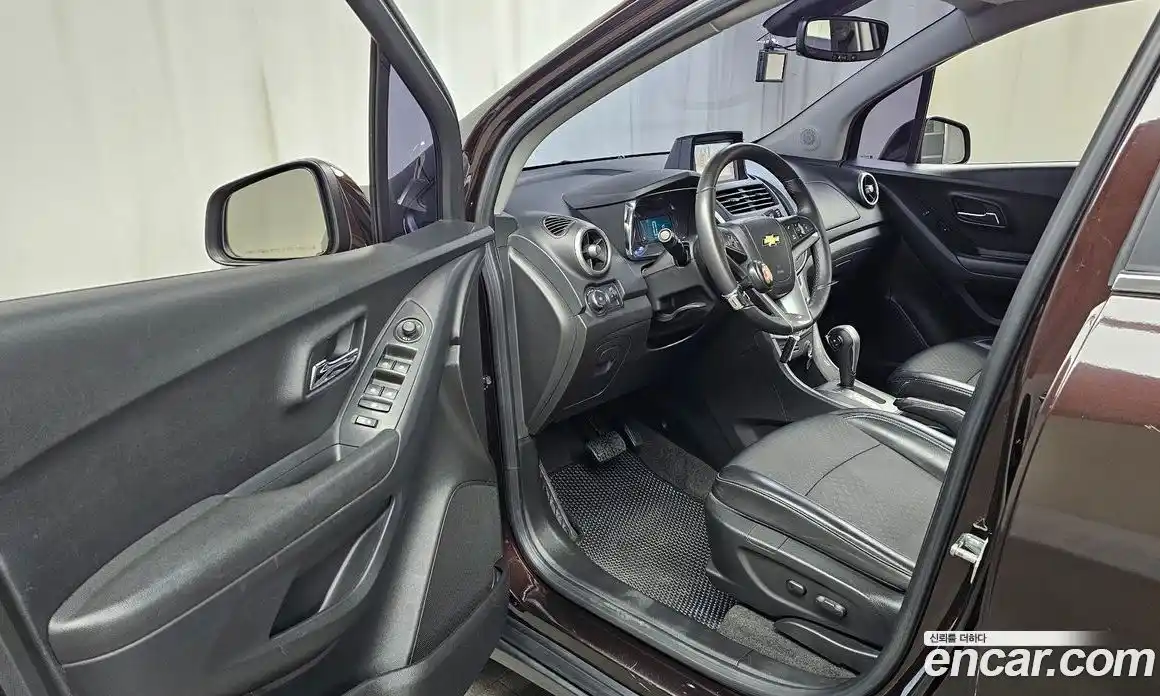 Chevrolet Trax 2015 1.6 Автомат в Москве № 1345528, фото 10