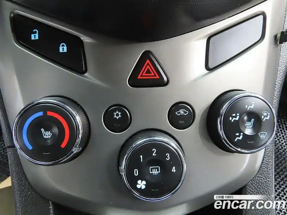 Chevrolet Aveo 2013 1.6 гидро в Москве № 1345930, фото 17