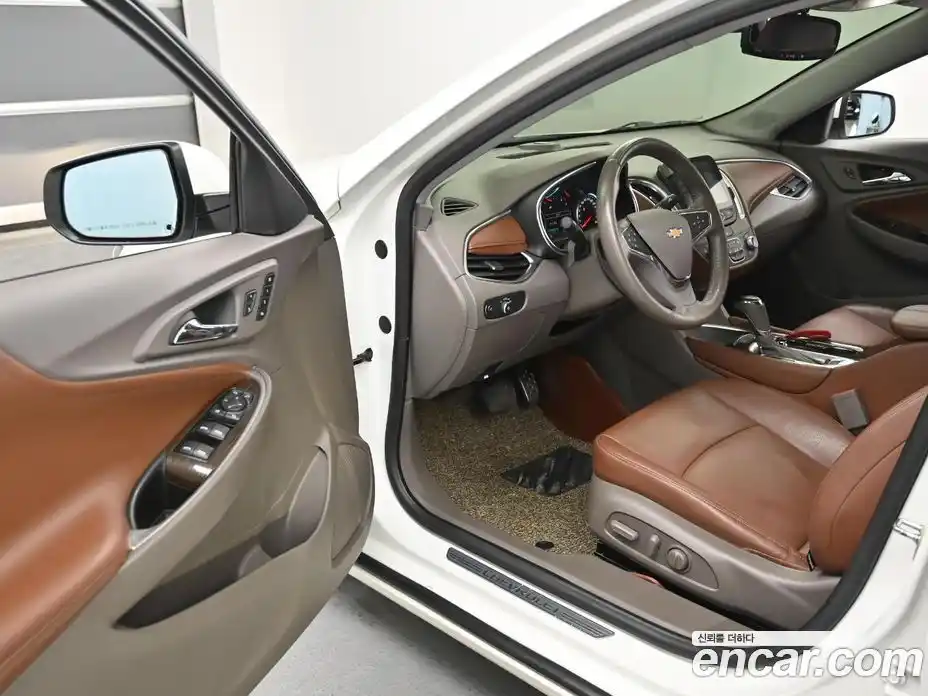 Chevrolet Malibu 2016 1.5 Автомат в Москве № 1345932, фото 11