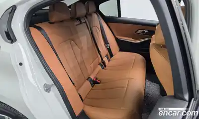 BMW 3-Series 2024 2.0 Автомат в Москве № 1347424, миниатюра 11