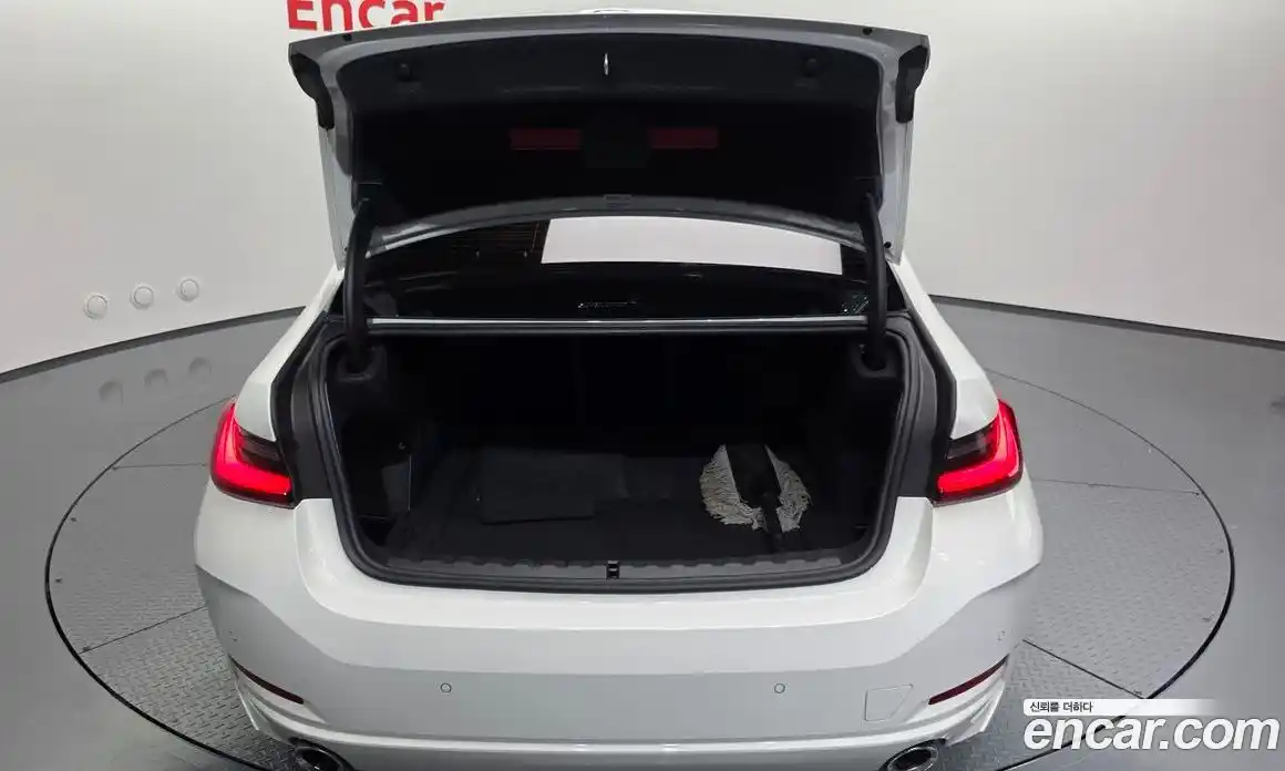 BMW 3-Series 2024 2.0 Автомат в Москве № 1347424, фото 20