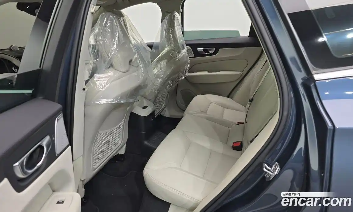 Volvo XC60 2021 2.0 гидро в Москве № 1348843, фото 12