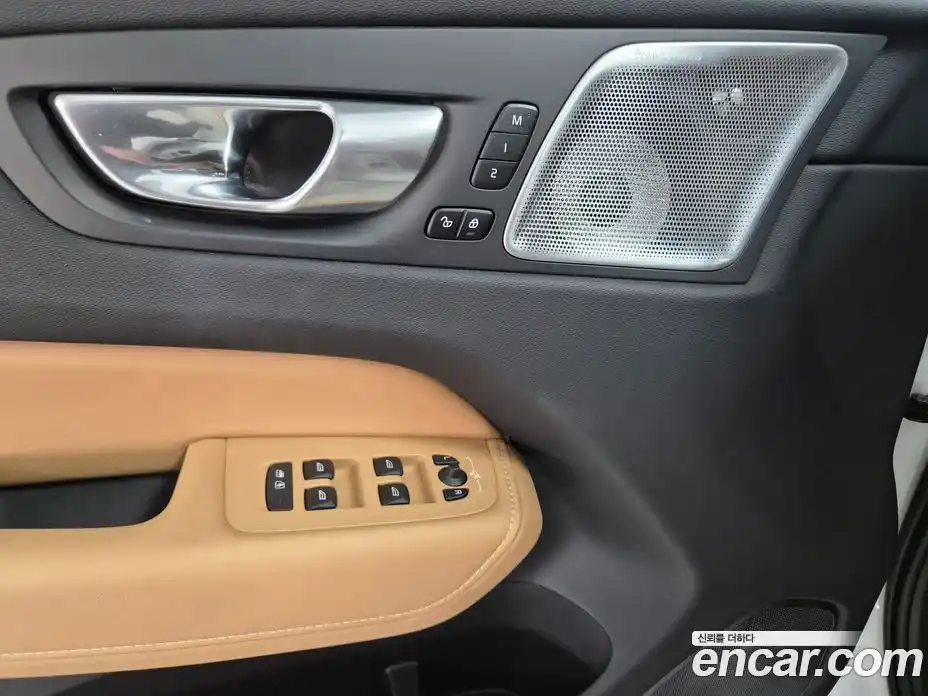 Volvo XC60 2023 2.0 гидро в Москве № 1348887, фото 20