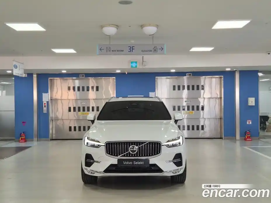 Volvo XC60 2023 2.0 гидро в Москве № 1348887, фото 3