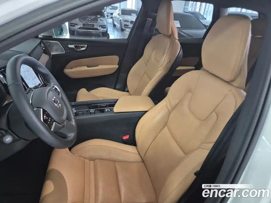 Volvo XC60 2023 2.0 гидро в Москве № 1348887, фото 10