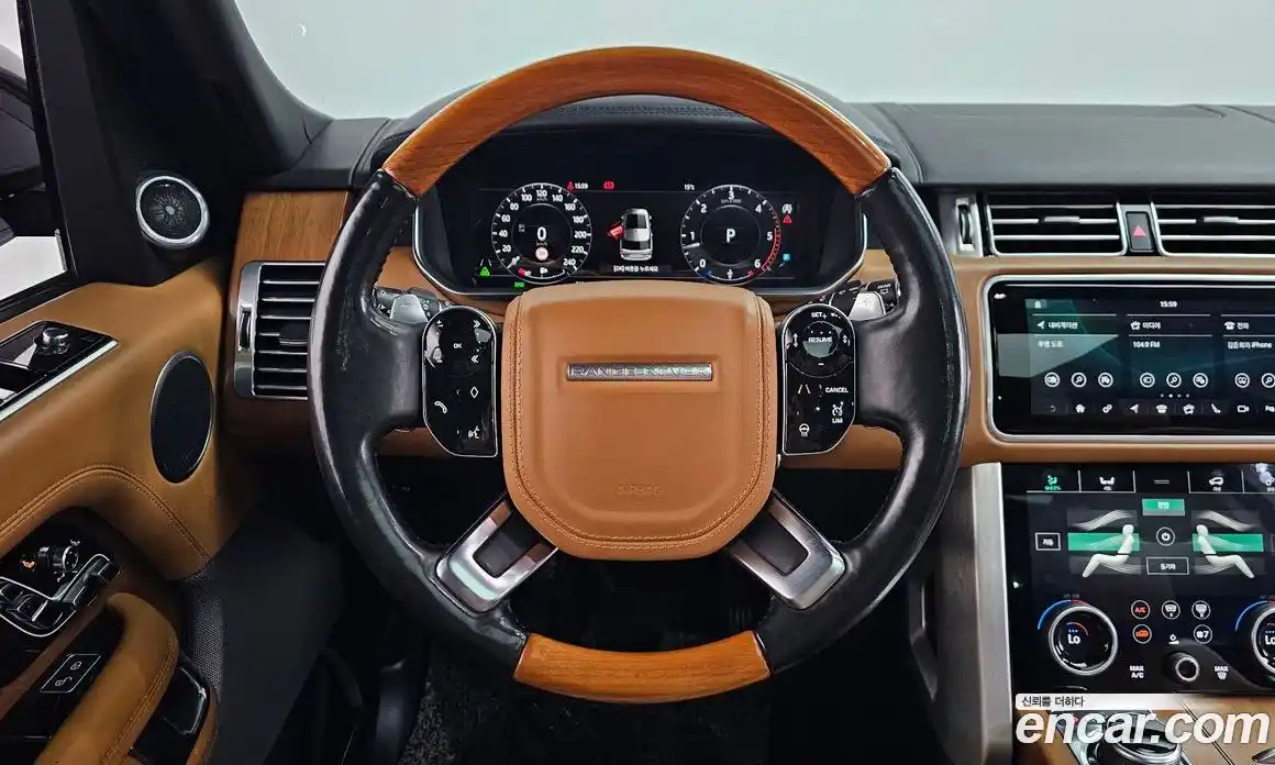 Land Rover Range-Rover 2018 4.4 гидро в Москве № 1349552, фото 12